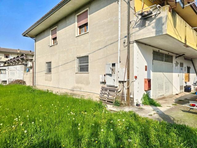 #2515037 Capannone commerciale con appezzamenti di terreno in vendita - foto 5