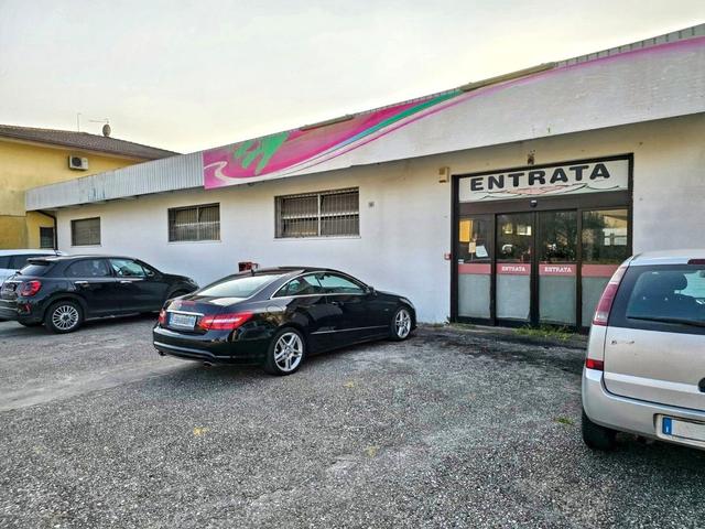 #2515037 Capannone commerciale con appezzamenti di terreno in vendita - foto 8