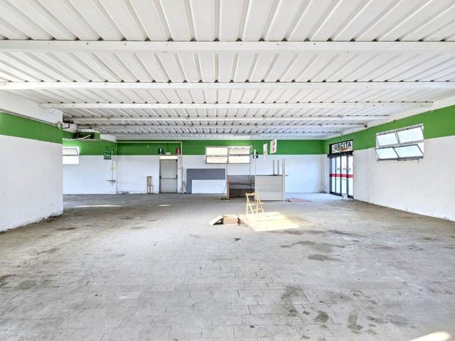 #2515037 Capannone commerciale con appezzamenti di terreno in vendita - foto 9