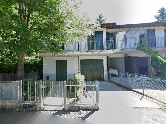Garage in vendita