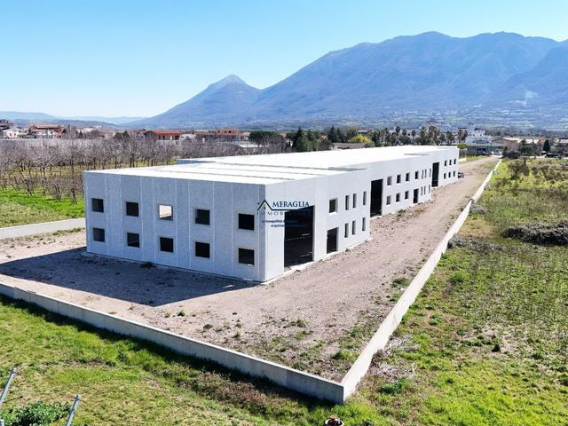 Stabilimenti produttivi in vendita