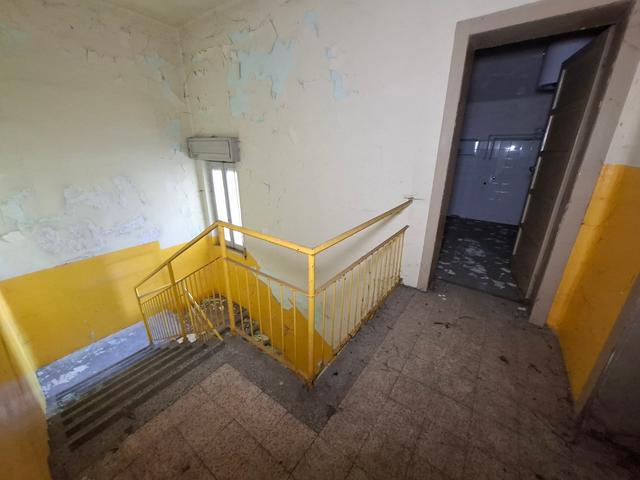 Scuole in vendita