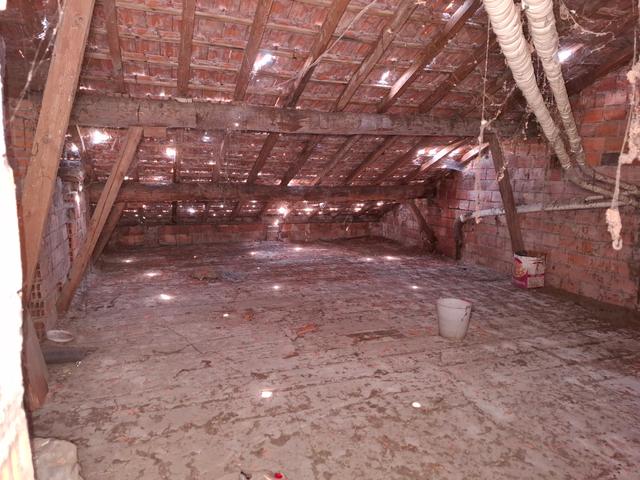 Scuole in vendita
