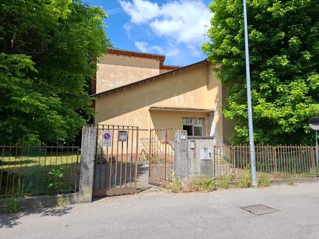 Scuole in vendita