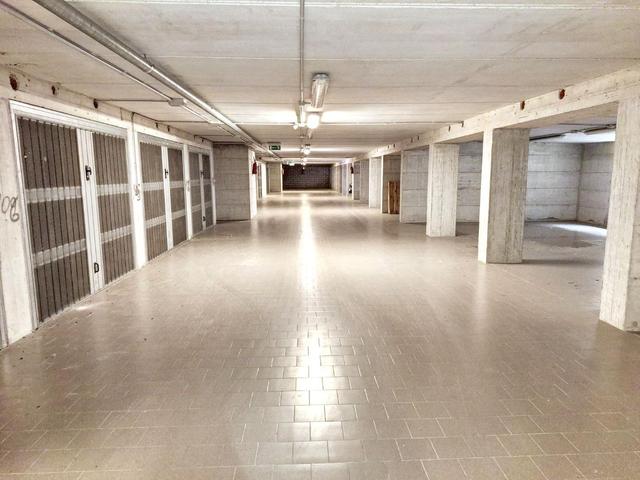 Garage in vendita
