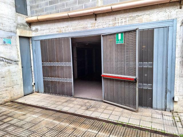 Garage in vendita