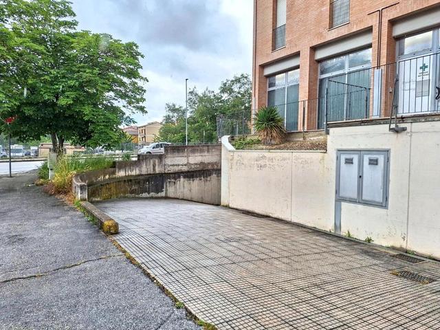 Garage in vendita