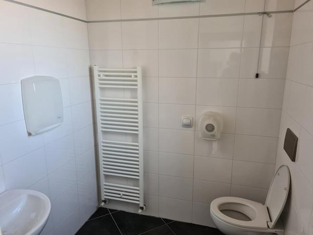 #13244 Due negozi ex centri medici in vendita - foto 32