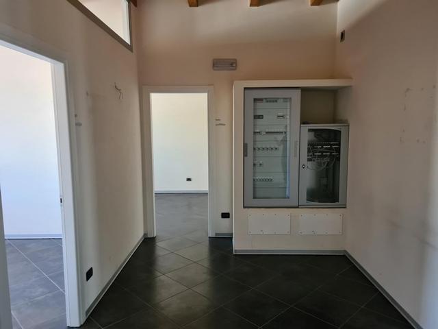 #13244 Due negozi ex centri medici in vendita - foto 20