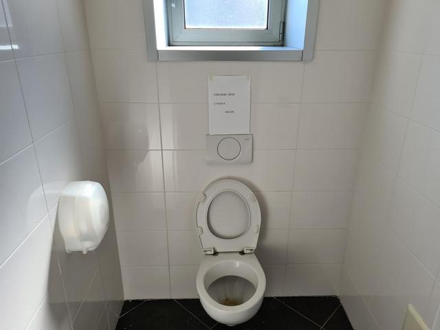 #13244 Due negozi ex centri medici in vendita - foto 23