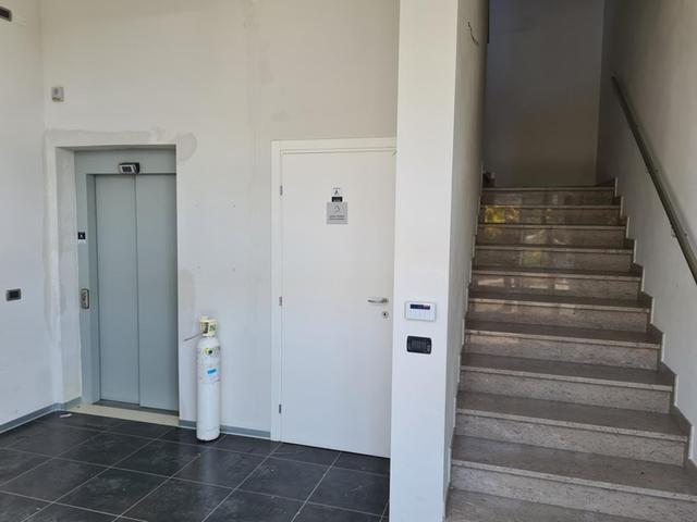#13244 Due negozi ex centri medici in vendita - foto 24