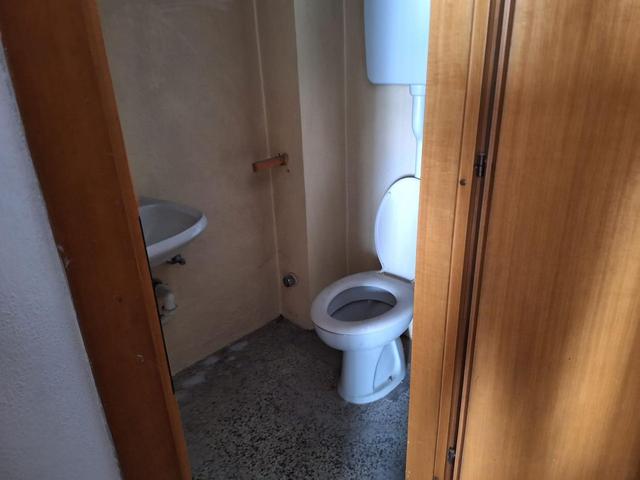 Negozi in vendita