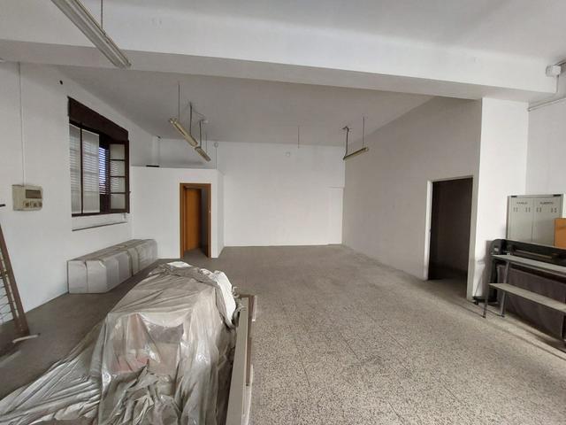 #25561 Luminoso negozio in angolo in vendita - foto 5