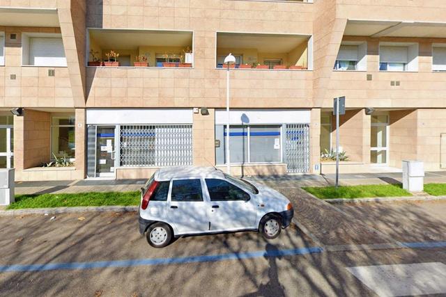 #20518 Locale commerciale al piano terra - Sub 300 in vendita - foto 3