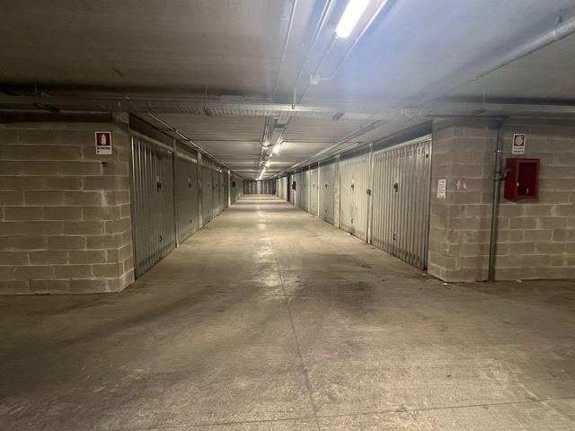 Garage in vendita