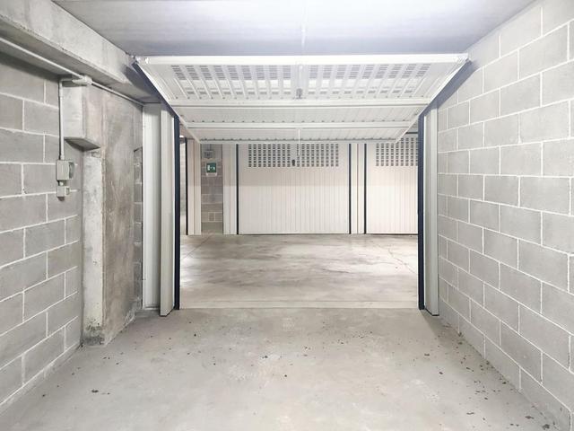 Garage in vendita