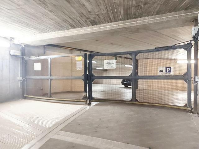 Garage in vendita