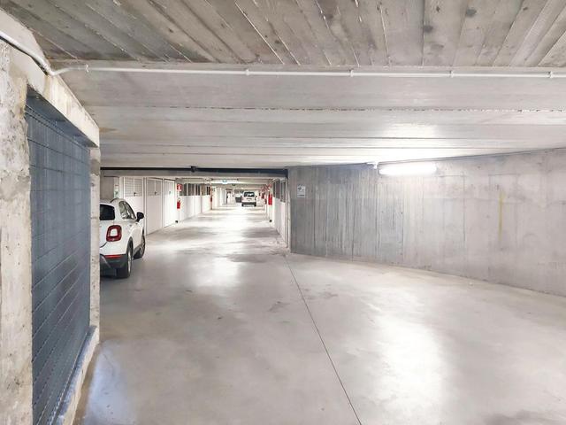 Garage in vendita