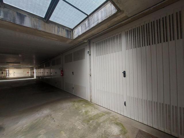Garage in vendita