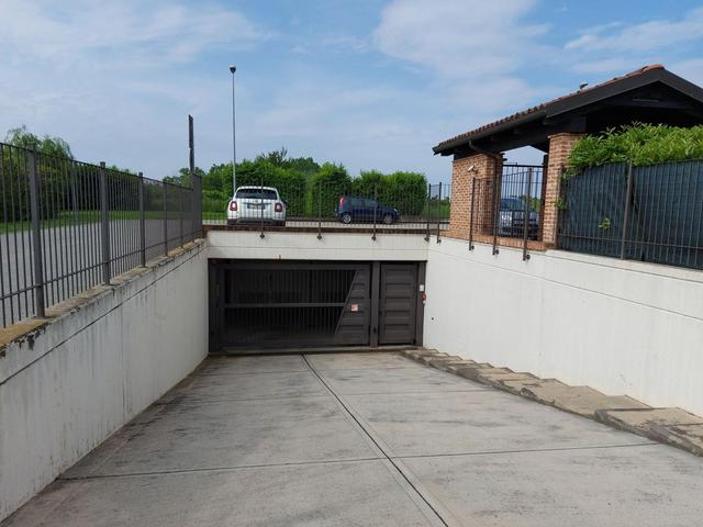 Garage in vendita