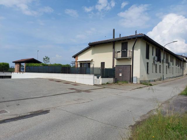 Garage in vendita