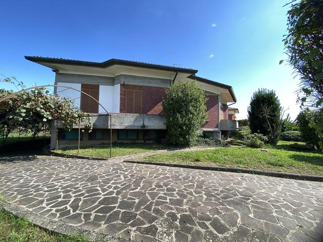 Ville in vendita
