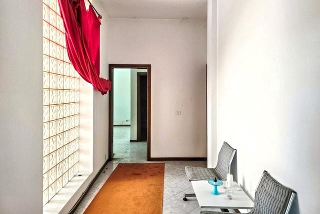 Studi privati in vendita
