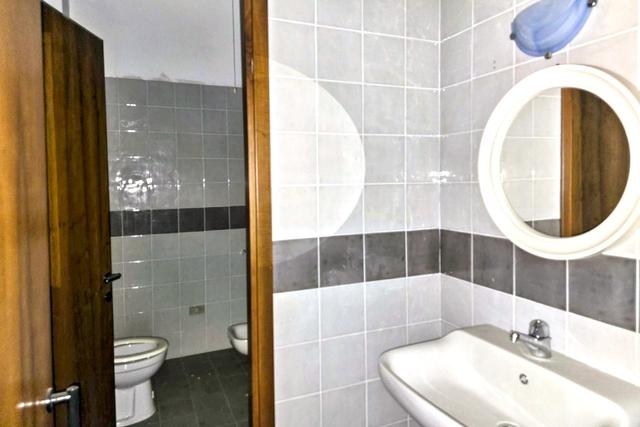 Studi privati in vendita