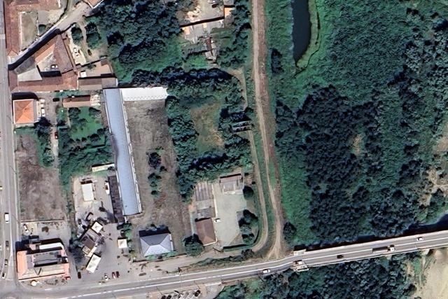 #2537585 Complesso produttivo con ampio piazzale in vendita - foto 4