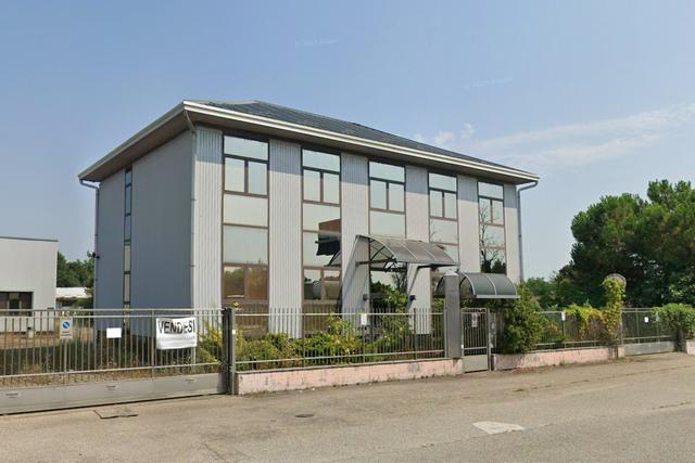 #2537585 Complesso produttivo con ampio piazzale in vendita - foto 1