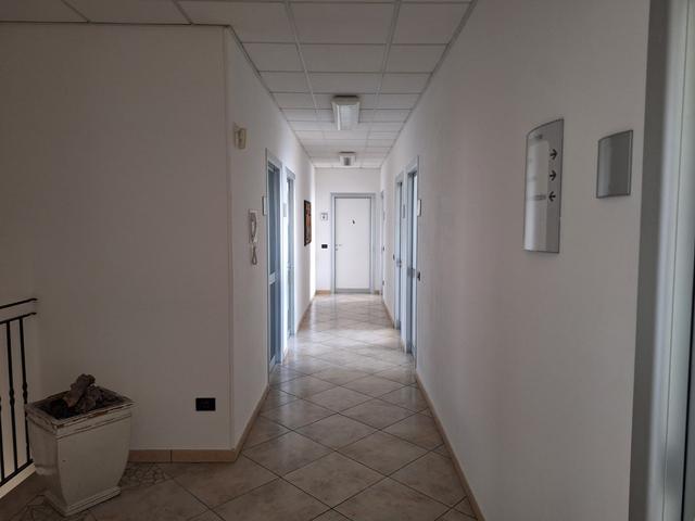 #2638717 Capannone con uffici e corte in vendita - foto 19