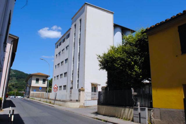 Stabilimenti produttivi in vendita