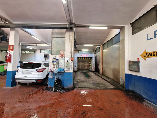 Garage in vendita