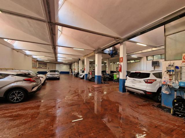 Garage in vendita
