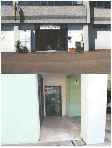 Negozi in vendita