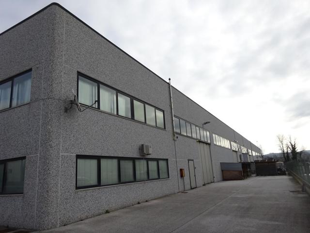 #6932 Porzione di capannone industriale in vendita - foto 3