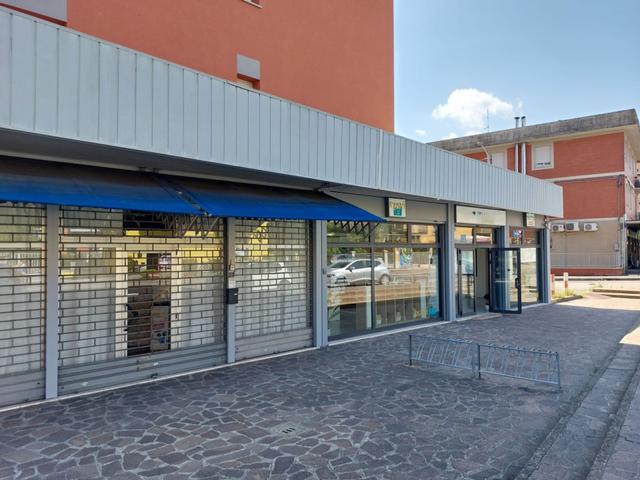#24032 Centro salute / benessere a reddito in vendita - foto 3