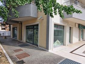 Banche in vendita
