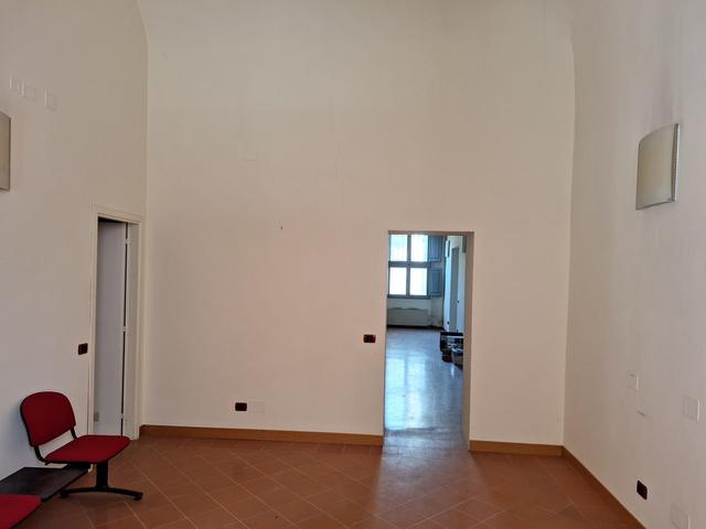 Grandi dimensioni in vendita