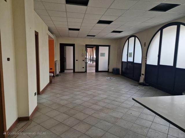 #2536418 Ufficio in complesso commerciale in vendita - foto 4