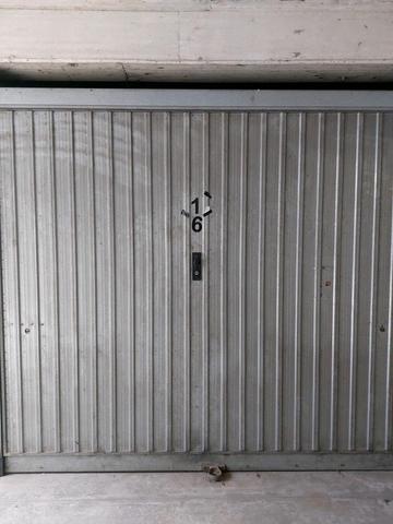 Garage in vendita