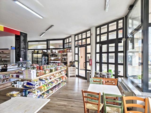 #2515074 Negozio (sub 91) con garage in vendita - foto 8