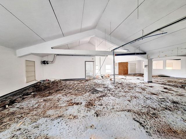 #23521 Stabilimento industriale con casale in vendita - foto 10