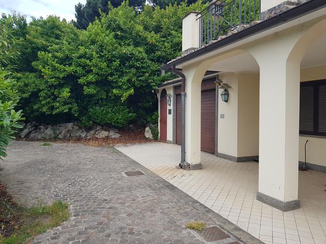 Ville in vendita