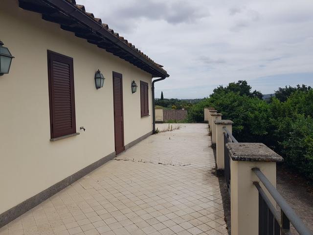 Ville in vendita