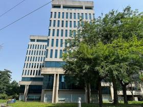 Uffici entro 500 mq in vendita