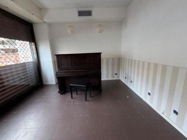 #2537526 Ampio negozio ex ristorante in vendita - foto 2