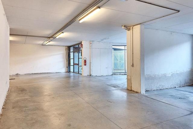 Garage in vendita