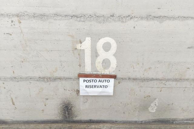 Posti auto in vendita