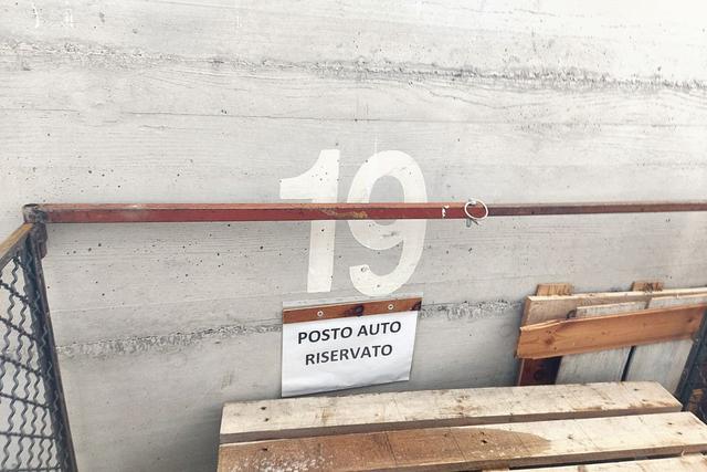 Posti auto in vendita